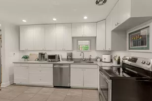 6121 N Sheridan Rd, Chicago, IL 60660 - Photo 5