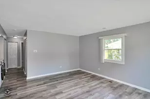1947 Beacon Blvd, Chicago Heights, IL 60411 - Photo 5