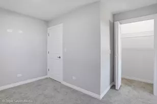 7520 S Carpenter St, Chicago, IL 60620 - Photo 25