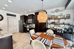 6332 Crystal Brook Ln, Machesney Park, IL 61115 - Photo 7
