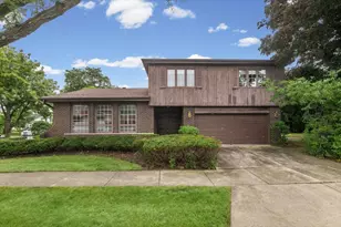 7927 Wilson Terrace, Morton Grove, IL 60053 - Photo 1
