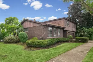7927 Wilson Terrace, Morton Grove, IL 60053 - Photo 27