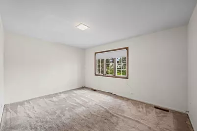 7927 Wilson Terrace, Morton Grove, IL 60053 - Photo 19