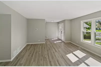 731 Roaring Brook Lane, Algonquin, IL 60102 - Photo 5