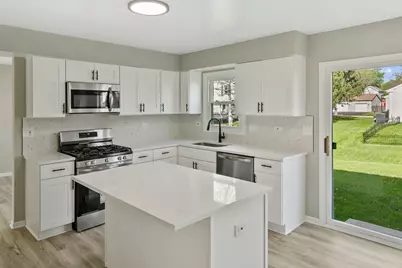 731 Roaring Brook Lane, Algonquin, IL 60102 - Photo 7