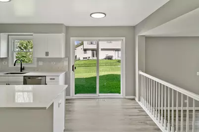731 Roaring Brook Lane, Algonquin, IL 60102 - Photo 9