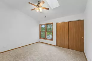 1953 N Coldspring Rd, Arlington Heights, IL 60004 - Photo 19