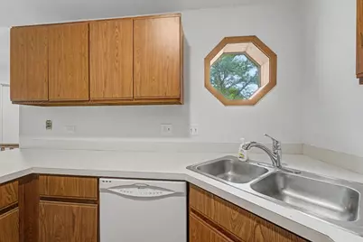 1953 N Coldspring Road, Arlington Heights, IL 60004 - Photo 15