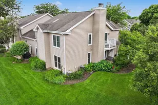 1953 N Coldspring Rd, Arlington Heights, IL 60004 - Photo 25