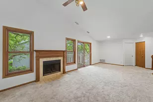 1953 N Coldspring Rd, Arlington Heights, IL 60004 - Photo 9