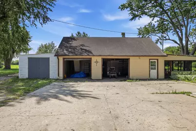 30399 Prairie Street, Rock Falls, IL 61071 - Photo 17