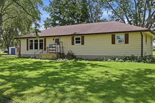30399 Prairie St, Rock Falls, IL 61071 - Photo 3
