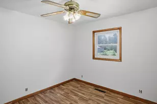 30399 Prairie St, Rock Falls, IL 61071 - Photo 9