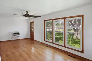 30399 Prairie St, Rock Falls, IL 61071 - Photo 5