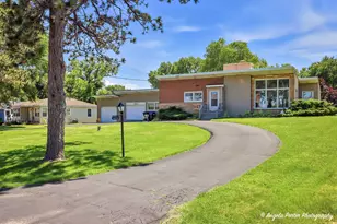 2923 Shorewood Dr, McHenry, IL 60050 - Photo 33