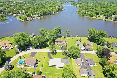 2923 Shorewood Drive, McHenry, IL 60050 - Photo 39