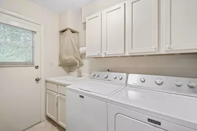 2724 Old Glenview Road, Wilmette, IL 60091 - Photo 15