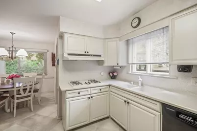 2724 Old Glenview Road, Wilmette, IL 60091 - Photo 9