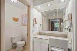 2724 Old Glenview Rd, Wilmette, IL 60091 - Photo 15