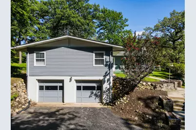 621 Hawthorne Court, Carpentersville, IL 60110 - Photo 23