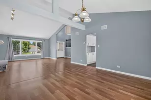 17224 Shetland Dr, Tinley Park, IL 60487 - Photo 9