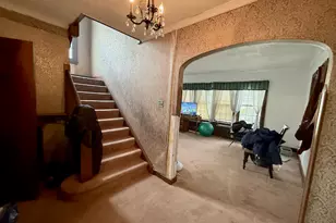 8114 N Merrill St, Niles, IL 60714 - Photo 5