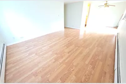 1475 Rebecca Drive #102, Hoffman Estates, IL 60169 - Photo 3