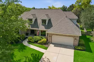 510 De Lasalle Ave, Naperville, IL 60565 - Photo 57