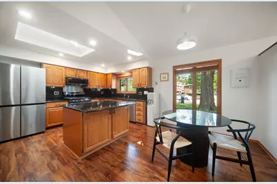329 Chipili Drive, Northbrook, IL 60062 - Photo 9