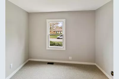 21704 Clyde Avenue, Sauk Village, IL 60411 - Photo 9
