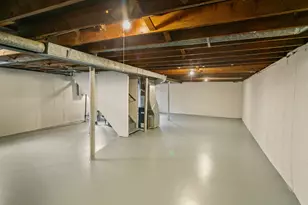 21704 Clyde Ave, Sauk Village, IL 60411 - Photo 17