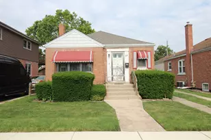 5615 S Nordica Ave, Chicago, IL 60638 - Photo 1