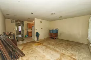 7415 Clarendon Ct, Fox Lake, IL 60020 - Photo 3