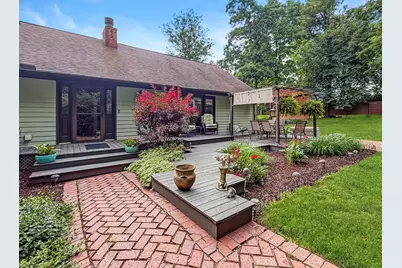 2579 W Fairgrounds Road, Freeport, IL 61032 - Photo 9