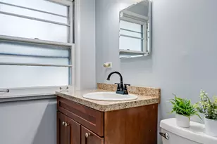 935 N Webster St, Naperville, IL 60563 - Photo 17