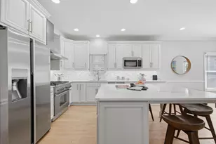1815 W School St, Chicago, IL 60657 - Photo 15