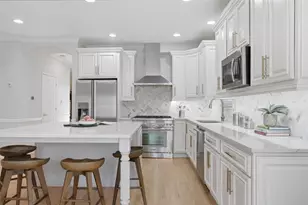 1815 W School St, Chicago, IL 60657 - Photo 17
