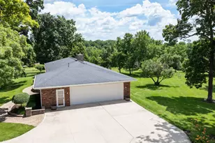 1048 N Blind Rd, Chana, IL 61015 - Photo 7