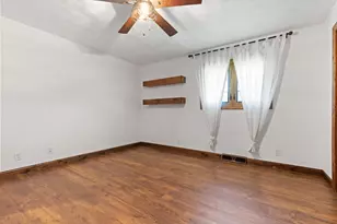 1048 N Blind Rd, Chana, IL 61015 - Photo 19