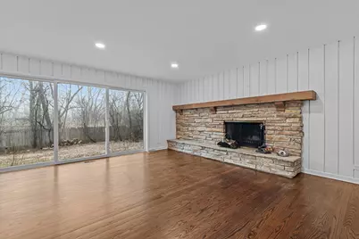 1305 Warwick Court, Deerfield, IL 60015 - Photo 7