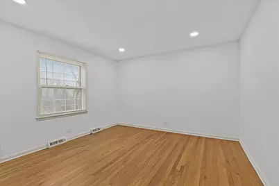 1305 Warwick Court, Deerfield, IL 60015 - Photo 17