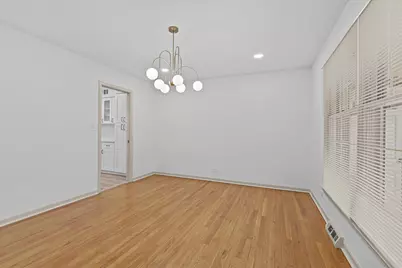 1305 Warwick Court, Deerfield, IL 60015 - Photo 9
