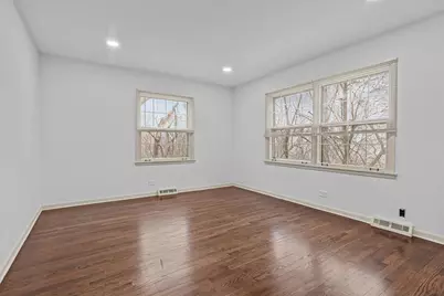 1305 Warwick Court, Deerfield, IL 60015 - Photo 13