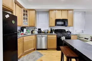 2779 W Henry Ct, Chicago, IL 60647 - Photo 7