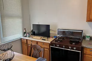 3053 N Elbridge Ave, Chicago, IL 60618 - Photo 3