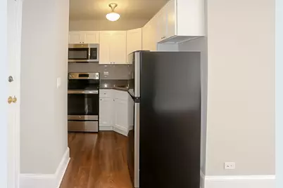 817 W Lakeside Place #608, Chicago, IL 60640 - Photo 3