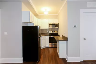 817 W Lakeside Place #805, Chicago, IL 60640 - Photo 3
