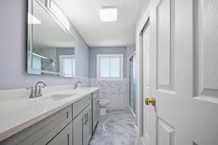 191 Montclare Ln, Wood Dale, IL 60191 - Photo 7