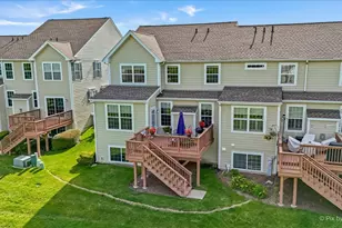 1155 Falcon Ridge Dr, Elgin, IL 60124 - Photo 23
