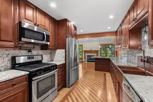 14255 Wedgewood Glens Dr, Orland Park, IL 60462 - Photo 11